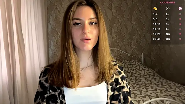 miainheat online show from December 21, 10:30 am