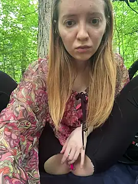 FayeFlame online show from June 8, 1:23 pm