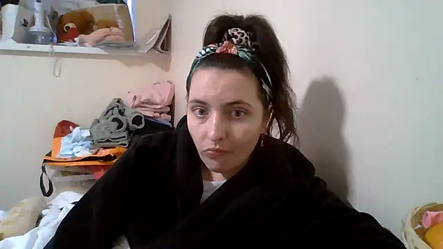 DInaraXRose online show from March 24, 4:01 pm