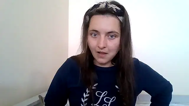 DInaraXRose online show from September 14, 11:41 am