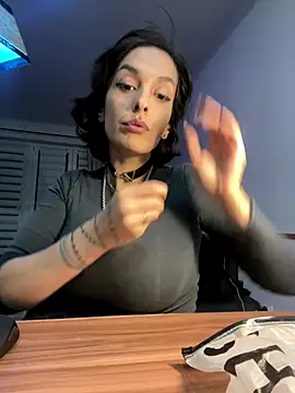 Piggiteablacktea online show from November 23, 9:16 pm