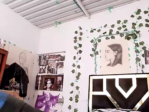 lucywhite13 online show from November 20, 5:03 pm