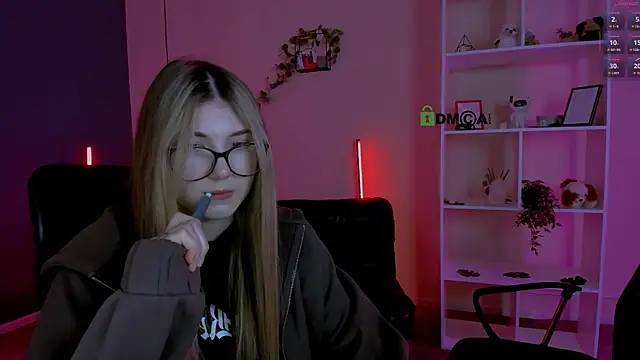 barbara crazy online show from May 2, 7:50 pm
