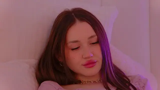 NancySmitts online show from April 26, 4:38 pm