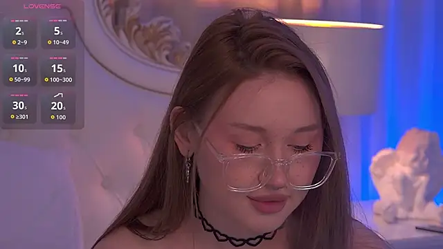 Snapshot of NancySmitts chatting on September 28, 4:12 pm NancySmitts online show from September 28, 4:12 pm