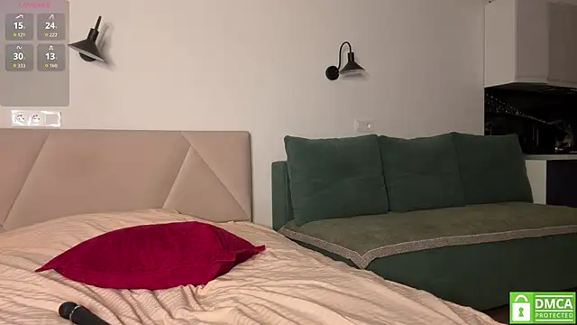 LolaTeaseX online show from January 10, 5:01 am