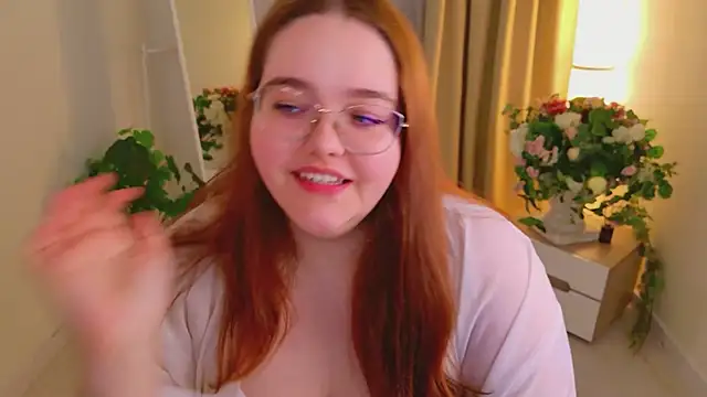 Neko Moor online show from June 4, 2:43 pm
