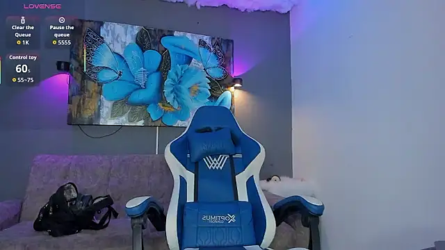 elizabeth lamer online show from March 17, 1:31 am