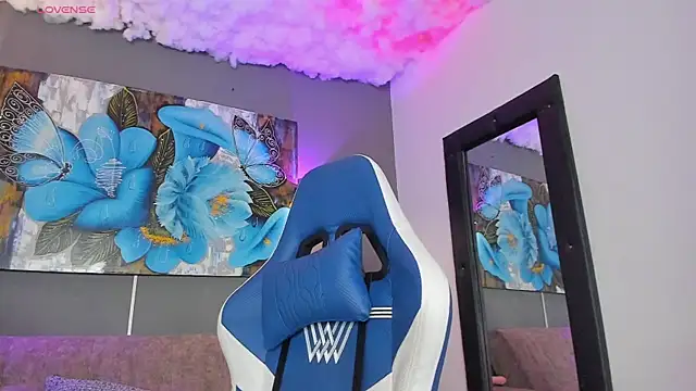 elizabeth lamer online show from February 20, 1:04 am