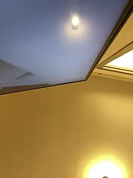 zipriangel online show from March 27, 8:37 am