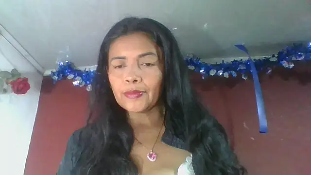 DianaOchoa  online show from February 3, 1:48 am