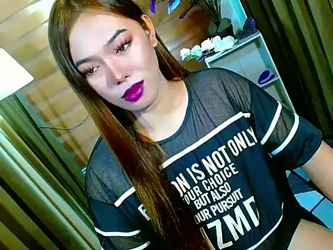 bigfattycocksonya27 online show from April 26, 8:45 am