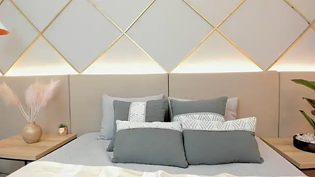 ValeSantoDomingo online show from March 11, 10:56 pm