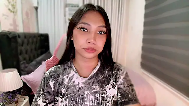 naughtyjayde online show from April 22, 8:17 pm