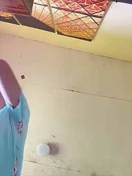 amorPOWERS21X online show from March 13, 3:52 am