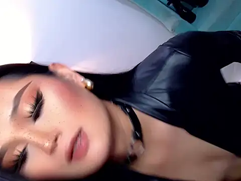 Cleofex online show from April 22, 9:01 pm