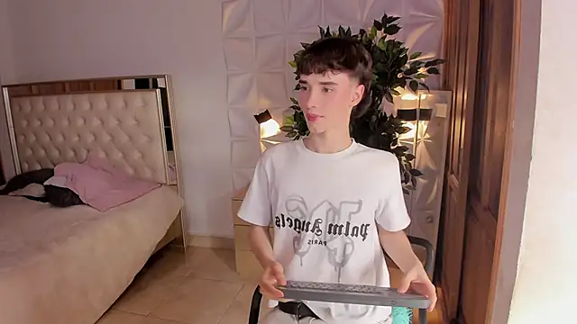 austin rouse online show from November 6, 8:04 pm