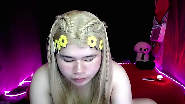 skinnygirl 69 online show from April 24, 9:06 pm