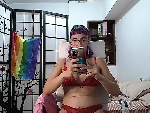 MitzieDupr online show from April 23, 11:51 pm