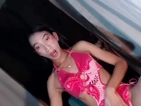 xyourdreamtrans online show from October 6, 2:50 am