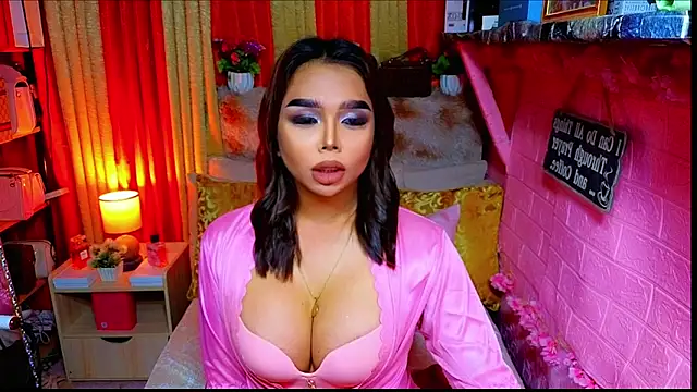 MoniqueCeleste online show from February 11, 2:51 pm