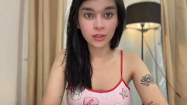 asiansmilexx online show from October 6, 10:54 am