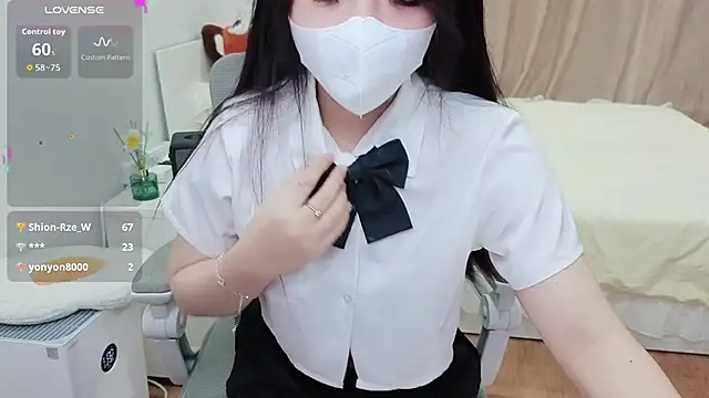 Snapshot of -MinaYoung- chatting on September 28, 9:25 am -MinaYoung- online show from September 28, 9:25 am
