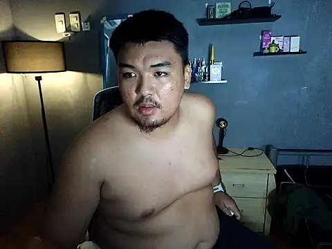 amanda vuitton online show from September 18, 8:40 pm