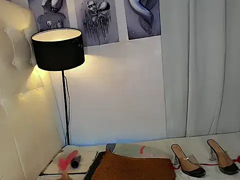 Foxxy Barbie online show from January 16, 8:32 am