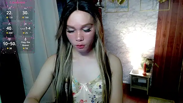 Snapshot of pinay_hugeCockxx chatting on October 4, 6:45 pm pinay hugeCockxx online show from October 4, 6:45 pm