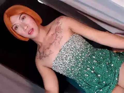 Xyourstellafox online show from October 31, 5:09 am