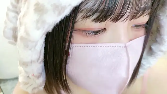 karen-chan online show from December 2, 1:13 pm