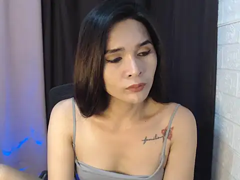 sweetsasha68 online show from June 16, 1:45 pm