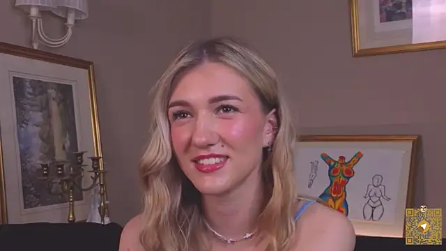 Snapshot of BeatrixGummer chatting on October 15, 8:22 pm BeatrixGummer online show from October 15, 8:22 pm