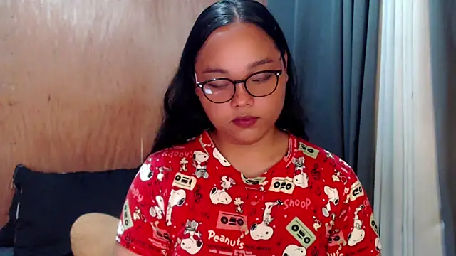 Snapshot of _Lylia chatting on October 6, 5:57 am Lylia online show from October 6, 5:57 am