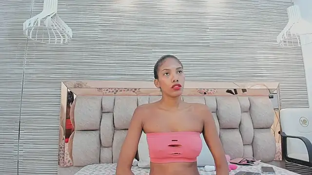 ikia lopez  online show from June 5, 12:11 pm