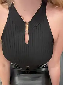 Umka-29 online show from November 5, 9:42 pm