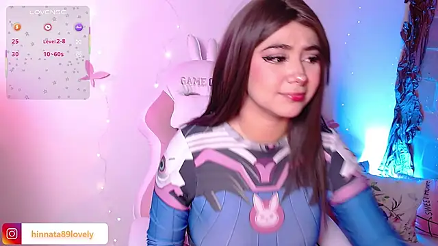 hinnata lovely online show from September 29, 12:32 pm