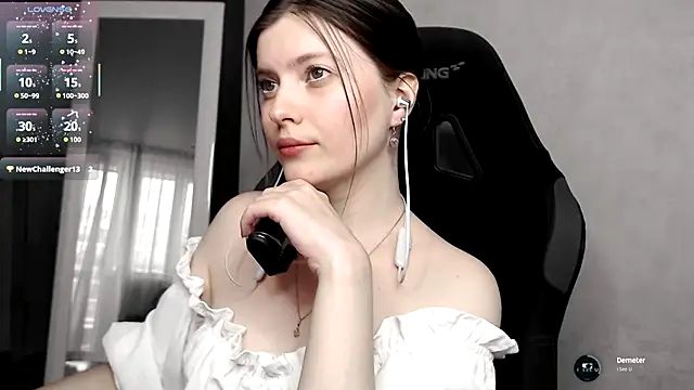 Snapshot of cute_elfy_ chatting on September 9, 2:17 pm cute elfy online show from September 9, 2:17 pm