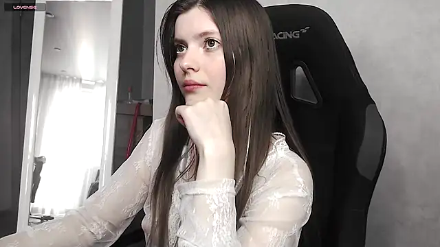 Snapshot of cute_elfy_ chatting on October 3, 2:00 pm cute elfy online show from October 3, 2:00 pm