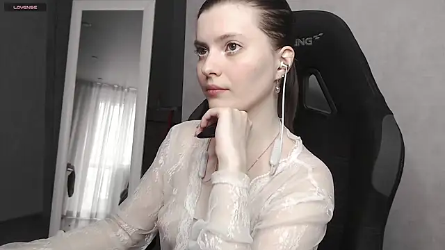 Snapshot of cute_elfy_ chatting on September 30, 2:01 pm cute elfy online show from September 30, 2:01 pm