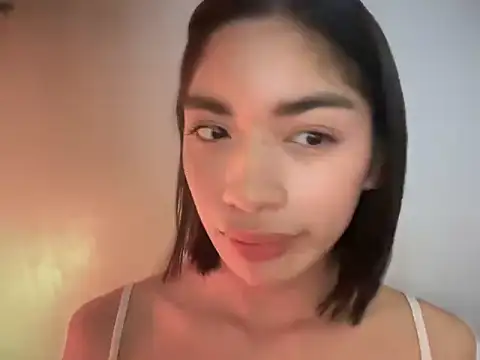 Yoursexy adriana online show from April 8, 7:27 pm