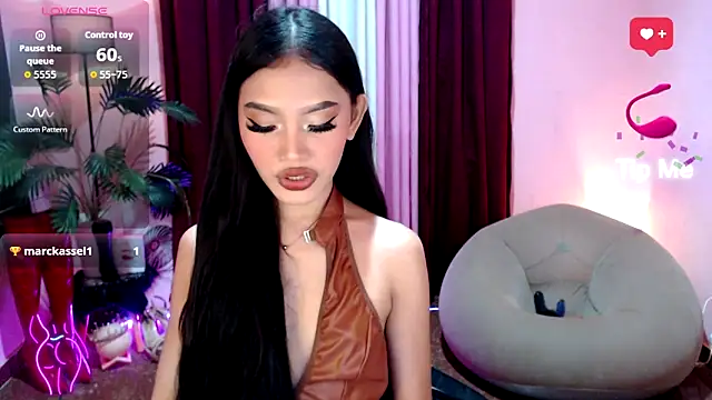 Snapshot of Asianprincess69 chatting on September 21, 6:50 pm Asianprincess69 online show from September 21, 6:50 pm