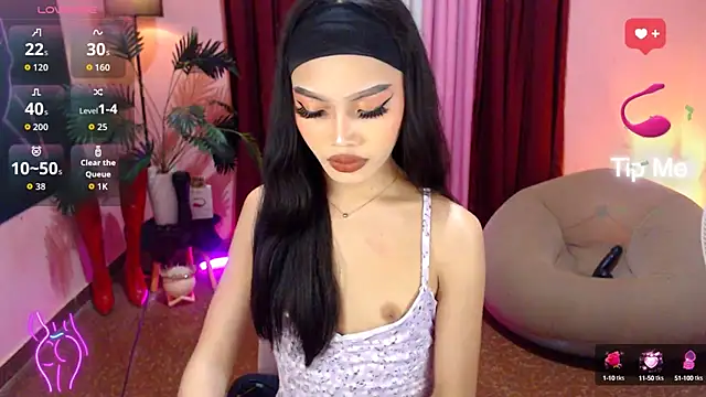 Snapshot of Asianprincess69 chatting on October 4, 8:09 am Asianprincess69 online show from October 4, 8:09 am