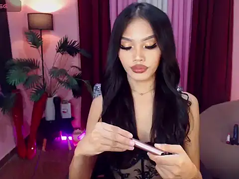 Snapshot of Asianprincess69 chatting on October 9, 7:12 am Asianprincess69 online show from October 9, 7:12 am