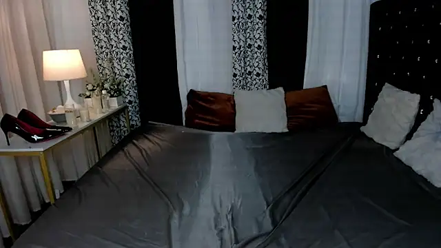 BriannaMckinley online show from April 23, 8:44 am