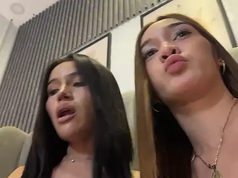 BriannaMckinley online show from April 17, 8:16 am