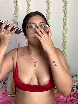 Velma star online show from December 18, 8:57 pm