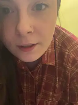 Lovely Waifu online show from April 26, 4:49 pm