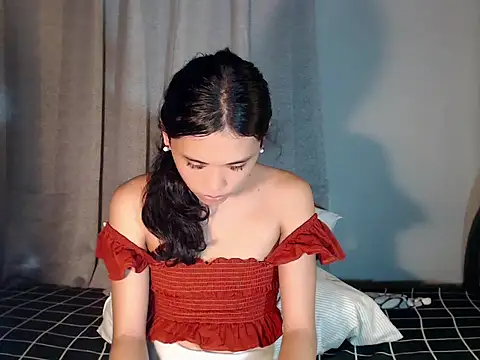 urcurlydiva online show from January 7, 5:22 am